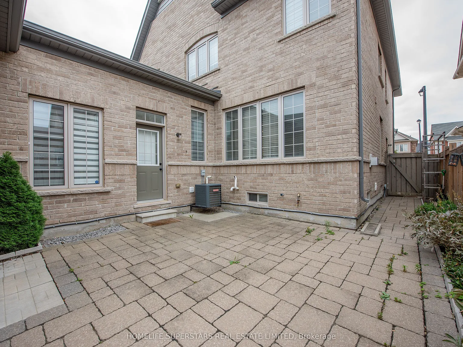 3 bed, $3,400 — Photo 4
