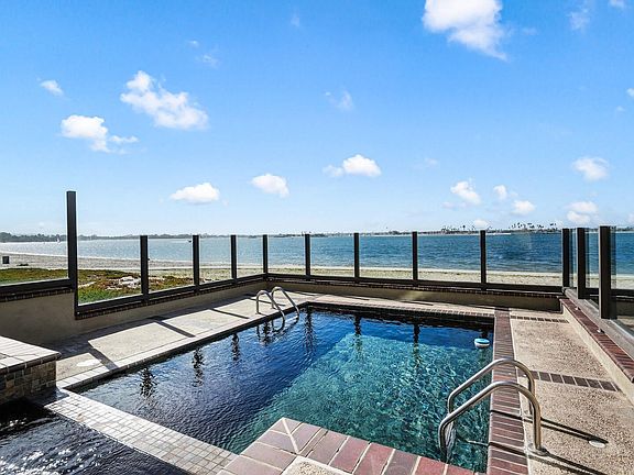 2nd image of 3704 Riviera Dr Floor 1-ID1034894P