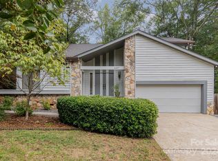 6207 Rhone Dr, Charlotte, NC 28226
