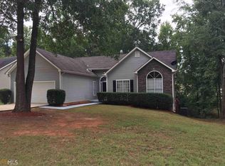 1415 Buckingham Dr, Hampton, GA 30228