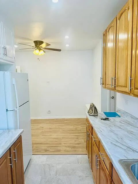 4 bed, 1.0 bath, 1200 sqft, $3,800 — Photo 4