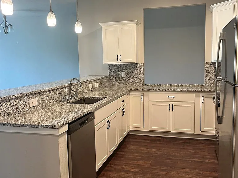 7888 S Scepter Dr — Photo 33