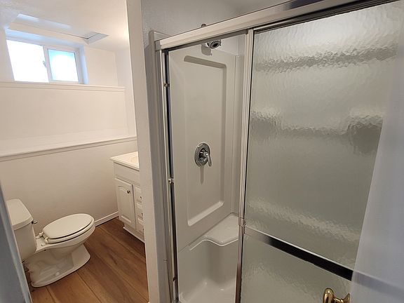 4th image of 198 N C St #9