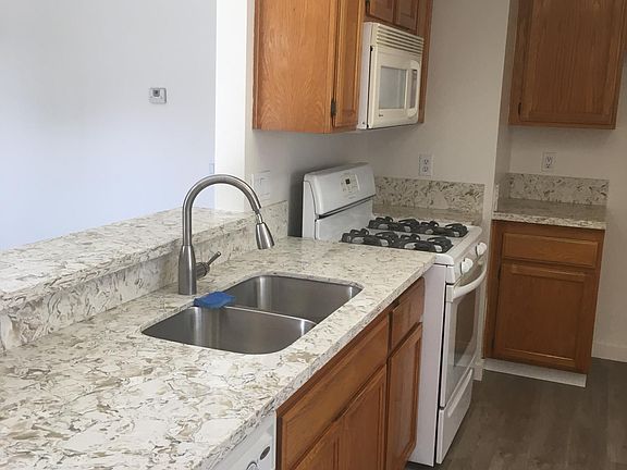 5th image of 1365 Crafton Ave APT 1087