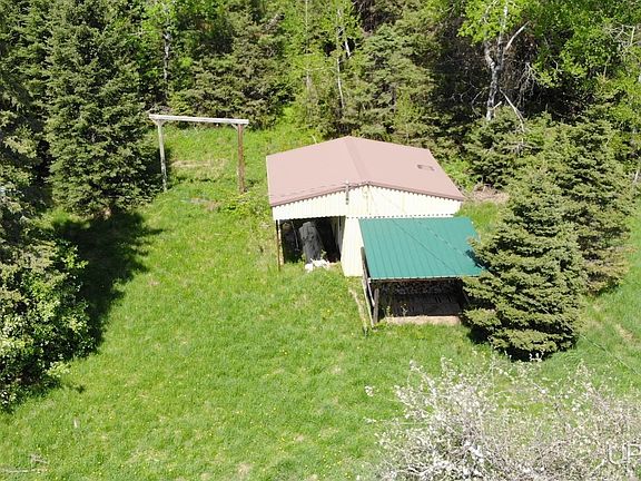 4th image of 15467 Larson Rd