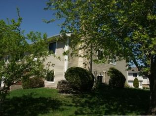 801 125th Ln NE, Blaine, MN 55434