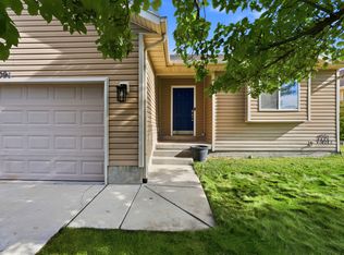 2095 E Frontier St, Eagle Mountain, UT 84005