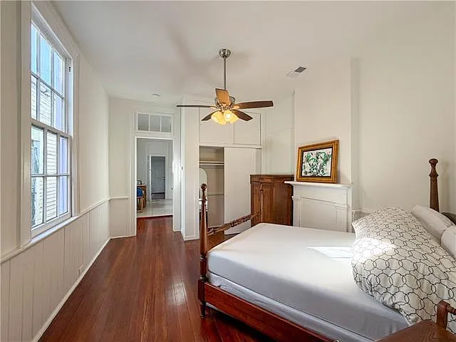 3319 Laurel St — Photo 9