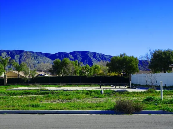 545 Montego St, San Jacinto, CA 92582
