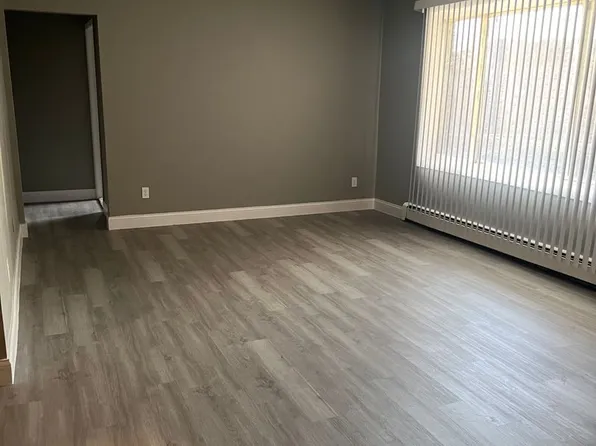 Eagle Crest Apartments
