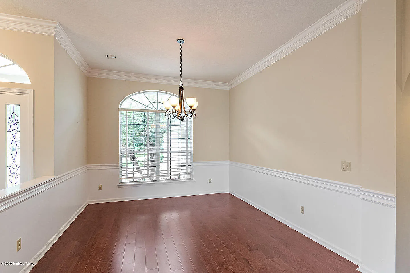 4 bed, 3.0 bath, 2632 sqft, $4,500 — Photo 4