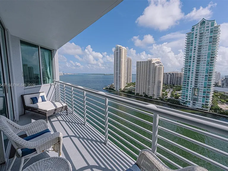 325 Biscayne Blvd #2119 — Photo 5