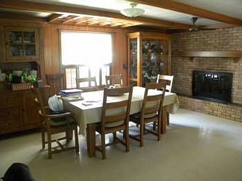 2nd image of 913 Westwood Dr