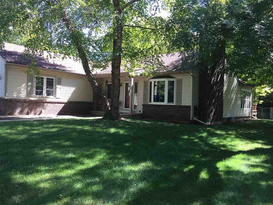 1st image of 2401 N Murray Ct