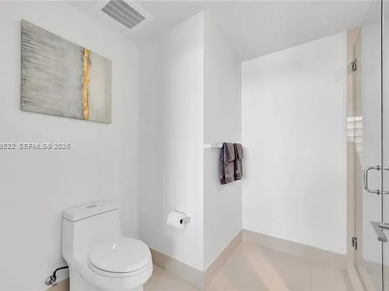 121 NE 34th St #2815 — Photo 29