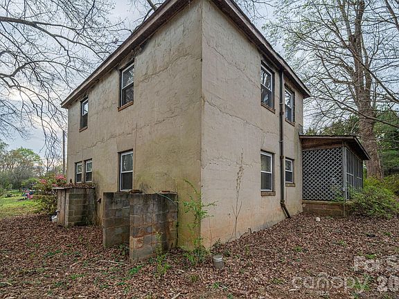 2nd image of 1354 Harless Rd