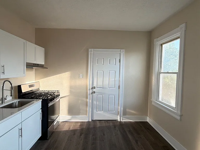 3411 Duvall Ave #B — Photo 12