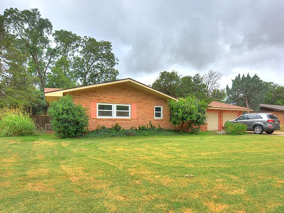 2nd image of 5209 17th St