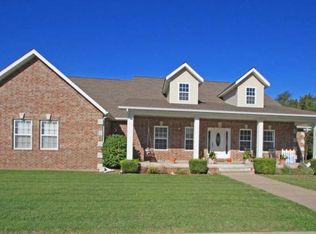 718 Golf Rd, Webb City, MO 64870