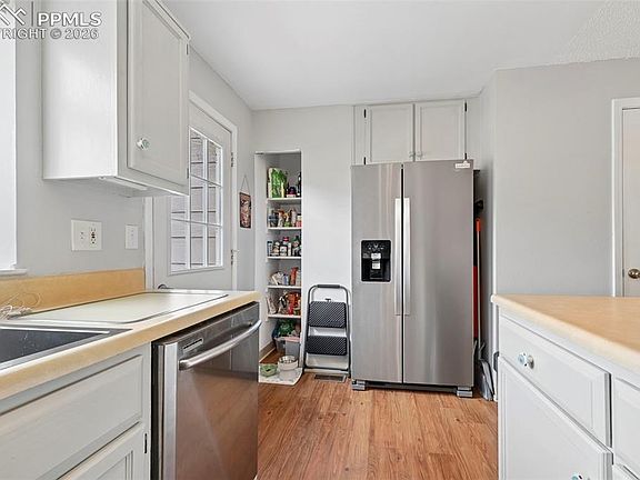 5th image of 6816 Overland Dr