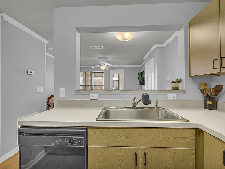 211 North Ave #1227 — Photo 7