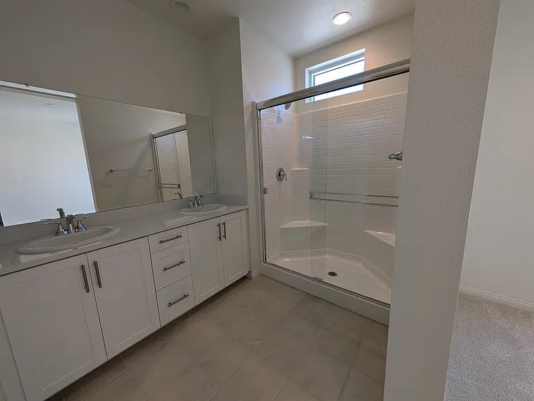 5868 Linden Ave #6 — Photo 8