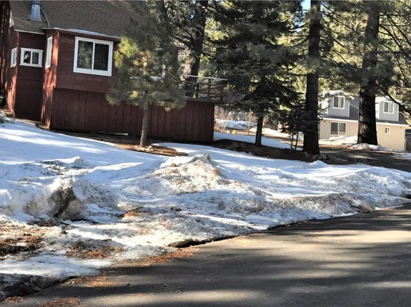 564 Yukon Dr, Green Valley Lake, CA 92341