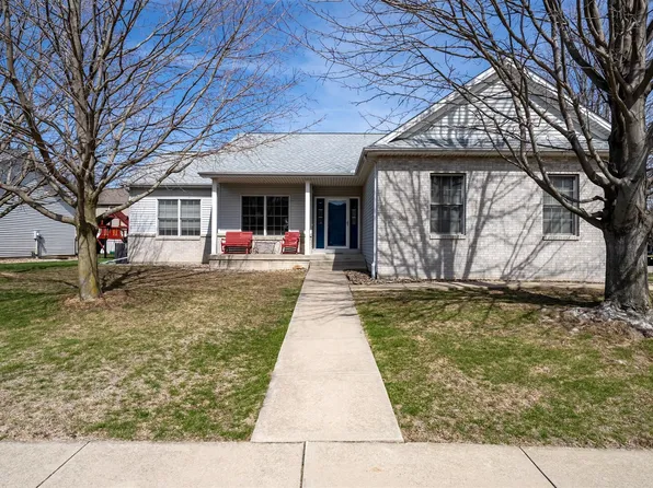 3020 Wild Horse St, Normal, IL 61761