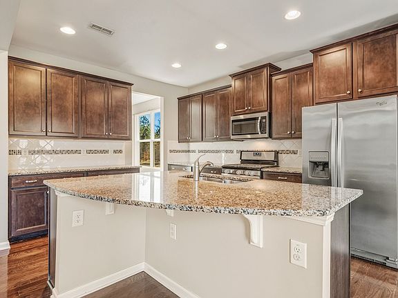 4th image of 1914 Nellora Ln