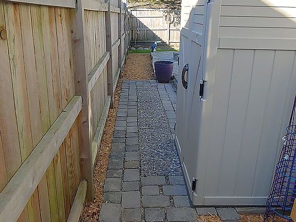 low maintenance side entry