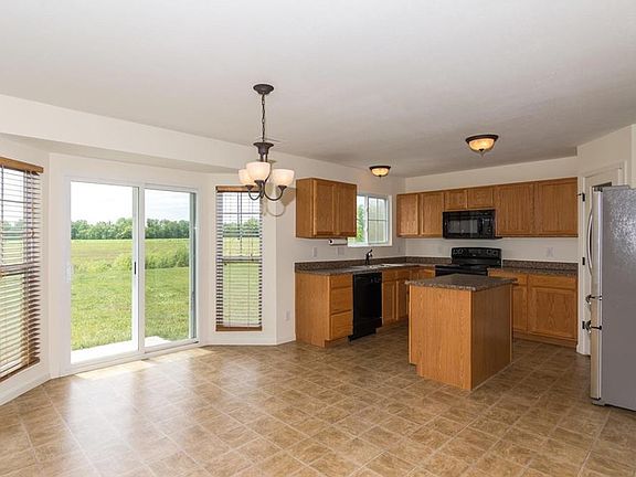 3rd image of 2784 Twinleaf Dr