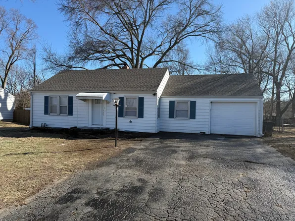 1401 NE 57th Ter, Gladstone, MO 64118