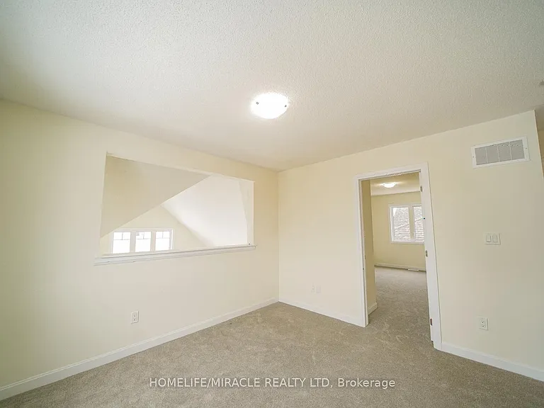 33 Country Club Dr — Photo 28