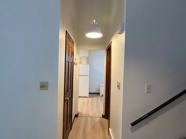 View / hall to kitchen from main entrance