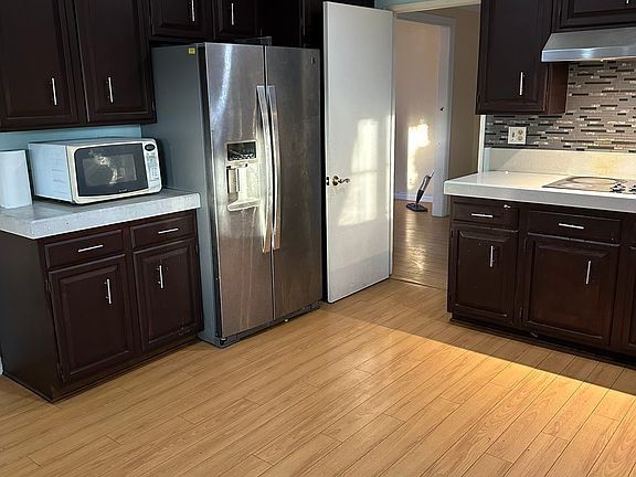 Kitchen Refer and microwave