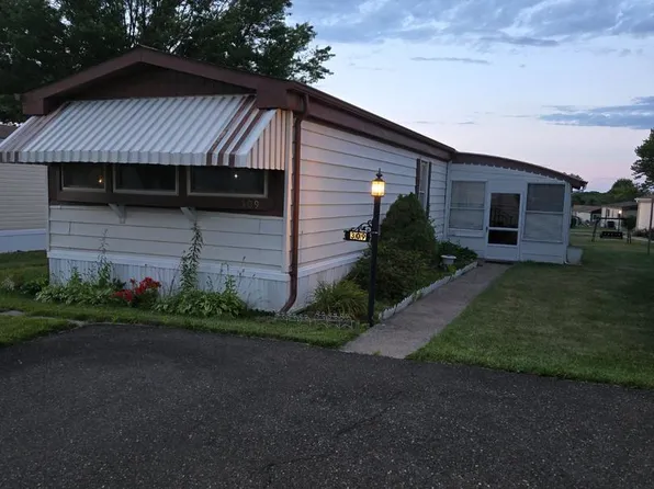 309 Meadow Ct, North Wales, PA 19454