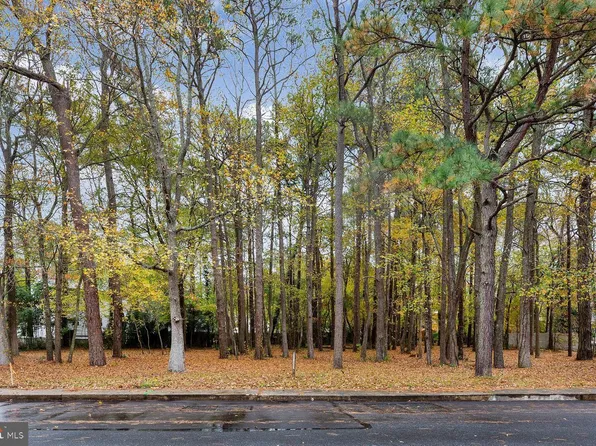 14102 Tunnel Ave, Ocean City, MD 21842