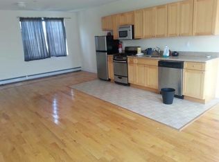 2051 29th St, Astoria, NY 11105