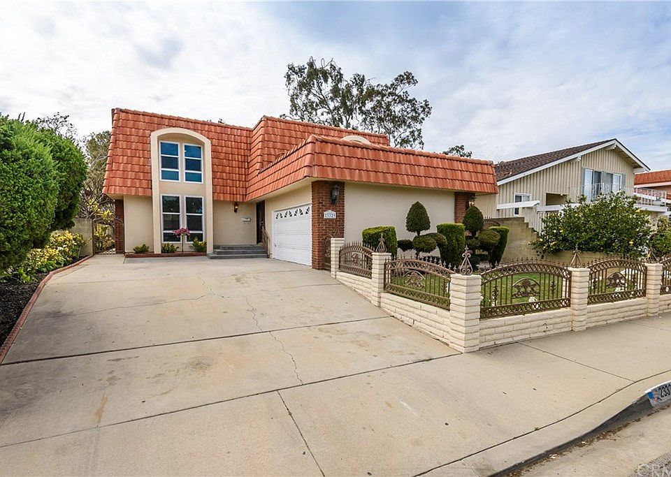 1st image of 23329 Berendo Ave