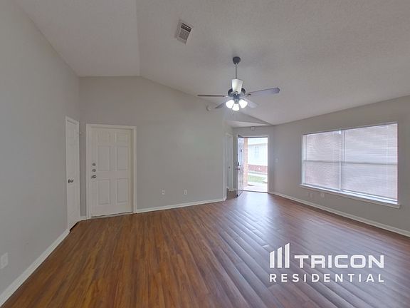 3214 Kelling St, Houston, TX 77045 | Zillow