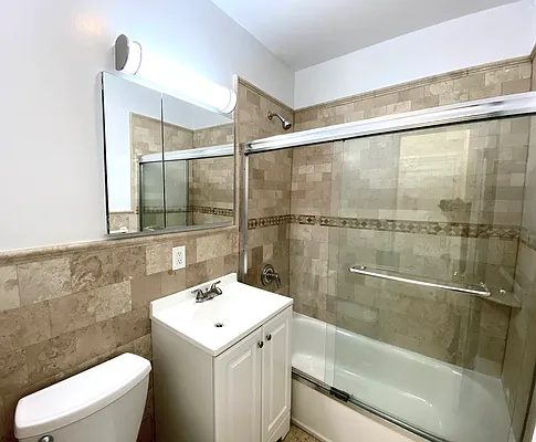 Rented by Bond New York | media 2