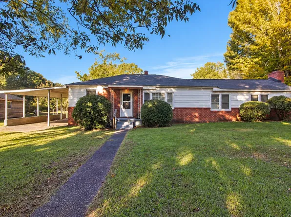 211 Deering St, Laurens, SC 29360