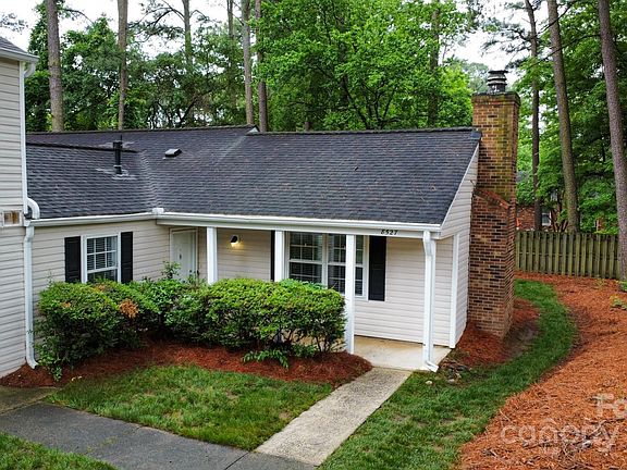 2nd image of 8527 Castle Pine Ct