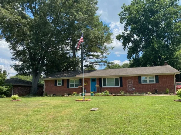 809 Tipton Dr, Tuscumbia, AL 35674