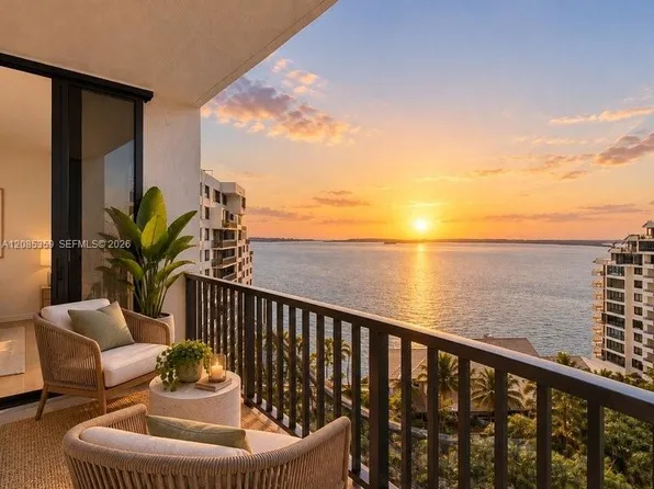 540 Brickell Key Dr, Miami, FL