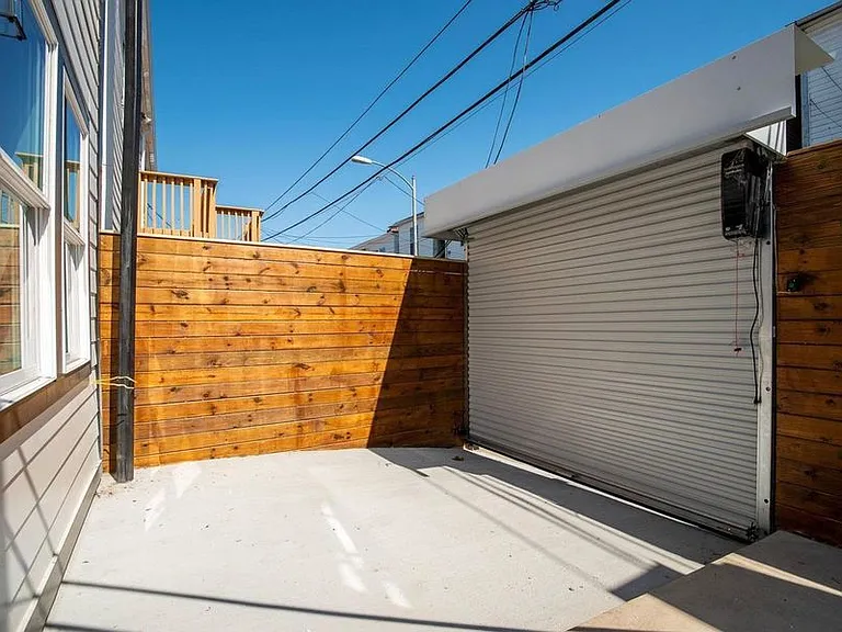 1144 Owen Pl NE #3 — Photo 8