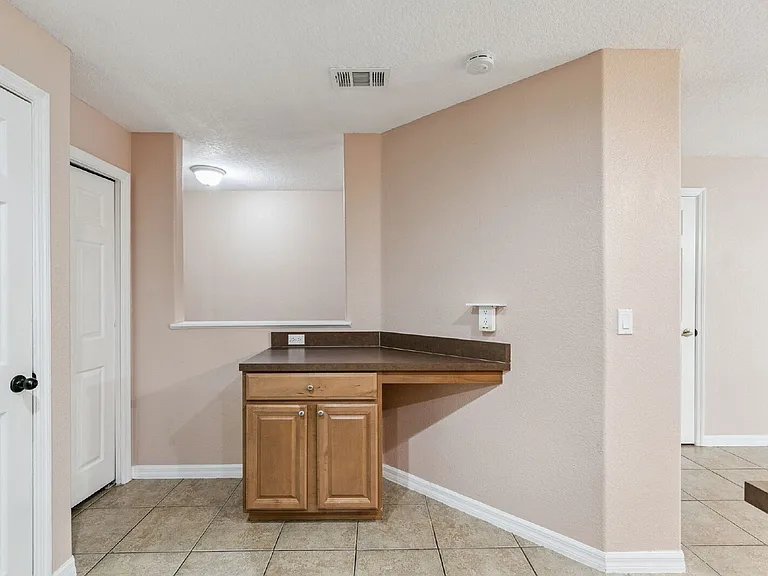 4338 Aristocrat Point — Photo 15