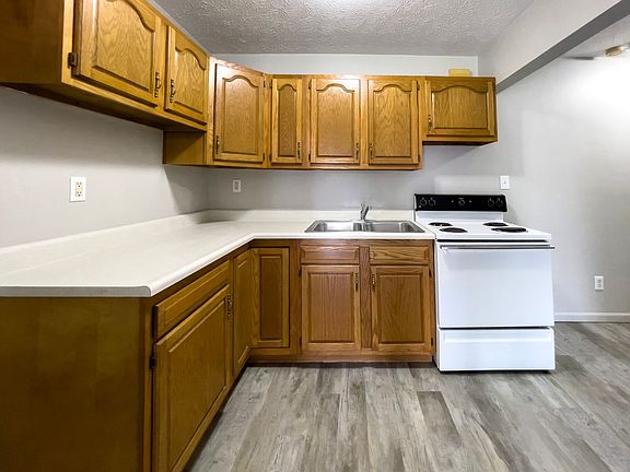 4th image of 1413 W University Ave APT 5