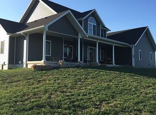 23 Foxtrot Ridge Dr, Marshfield, MO 65706