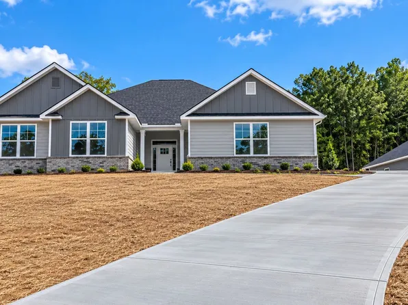 229 Great Waters Ln, Macon, GA 31022